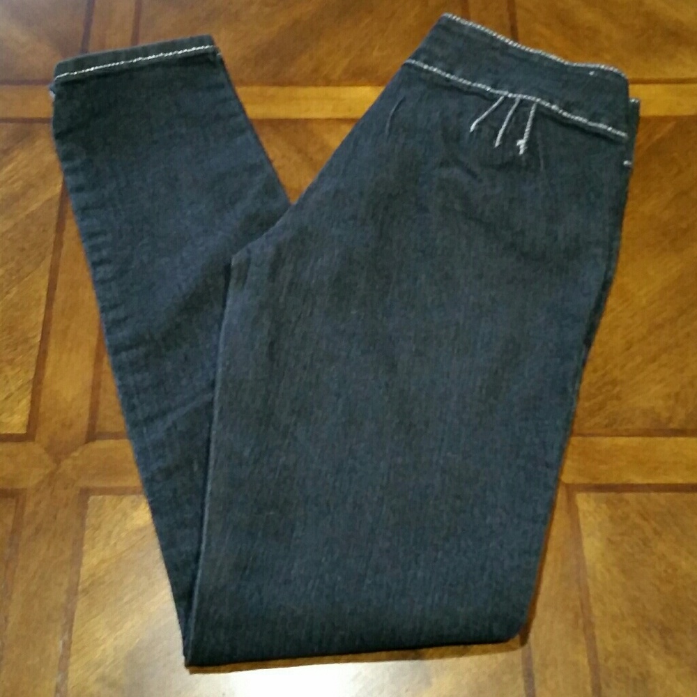 Black Skinny Jeans by Classic Blue Size 11
